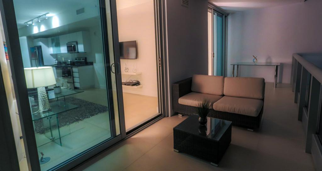 Monte Carlo Miami Suite ไมอามีบีช ภายนอก รูปภาพ