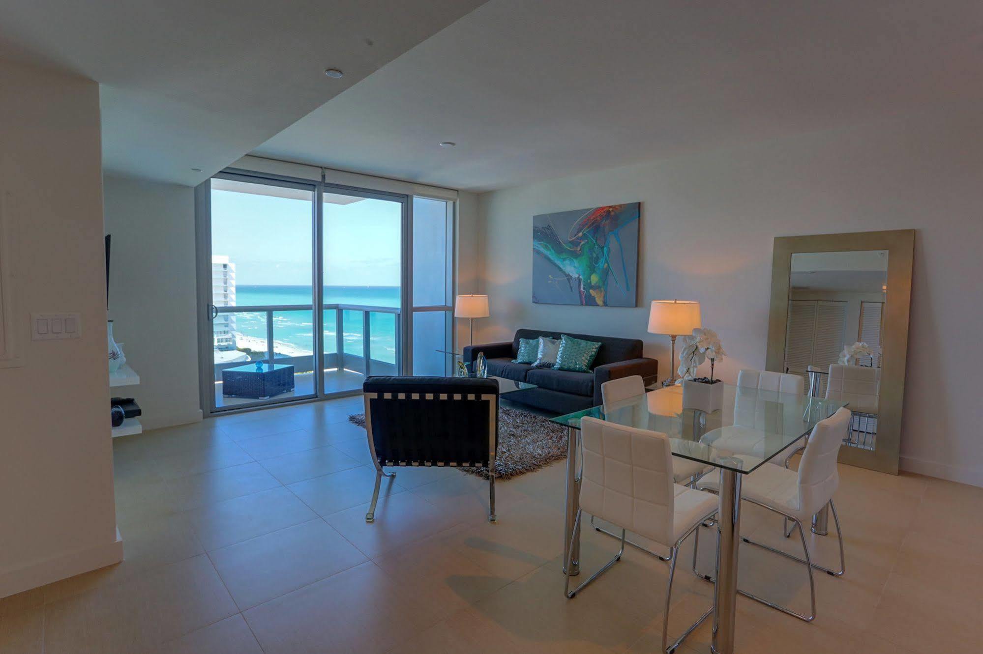 Monte Carlo Miami Suite ไมอามีบีช ภายนอก รูปภาพ