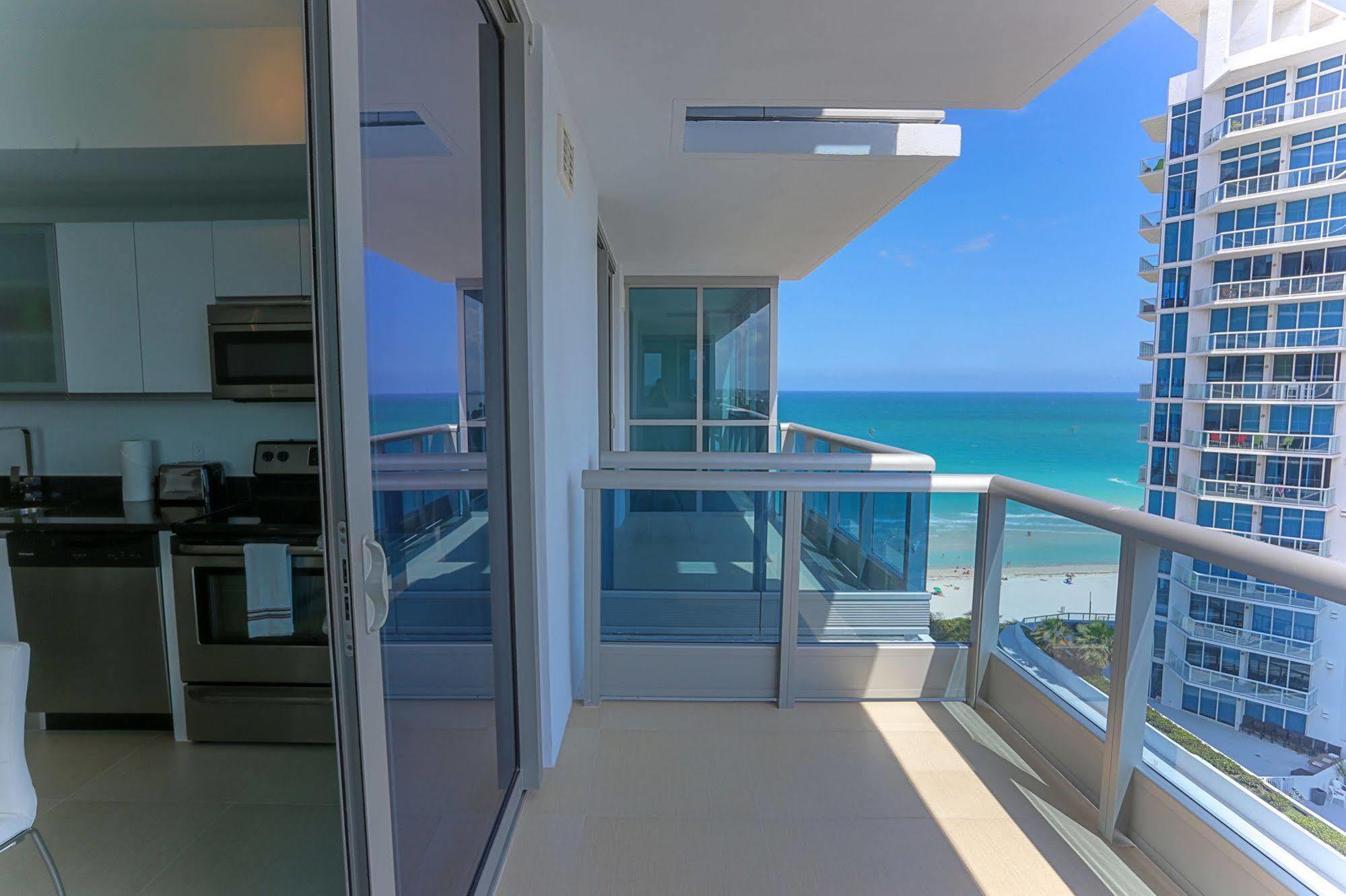 Monte Carlo Miami Suite ไมอามีบีช ภายนอก รูปภาพ